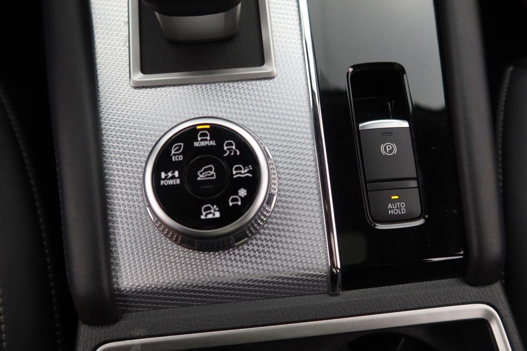 MITSUBISHI Outlander 2025