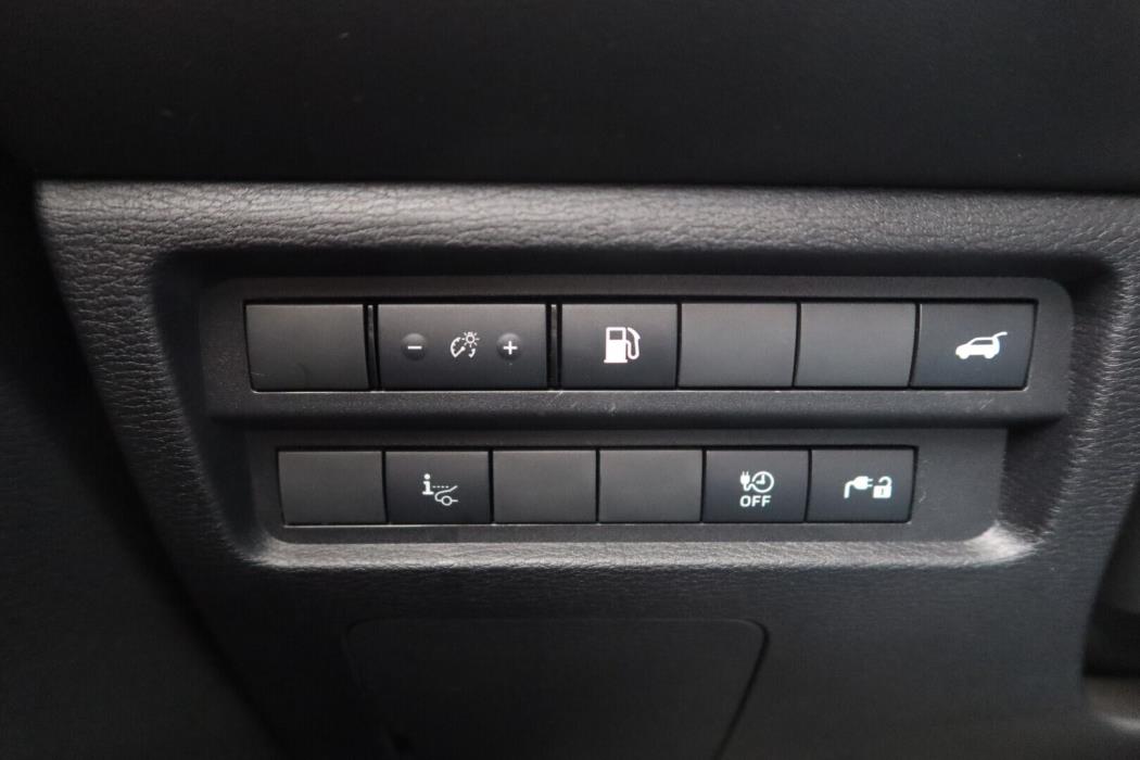 MITSUBISHI Outlander 2025