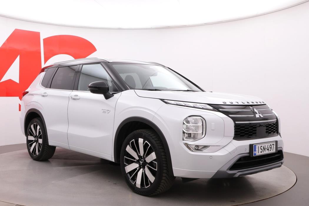 MITSUBISHI Outlander 2025