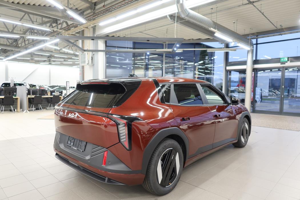 KIA EV4 2026