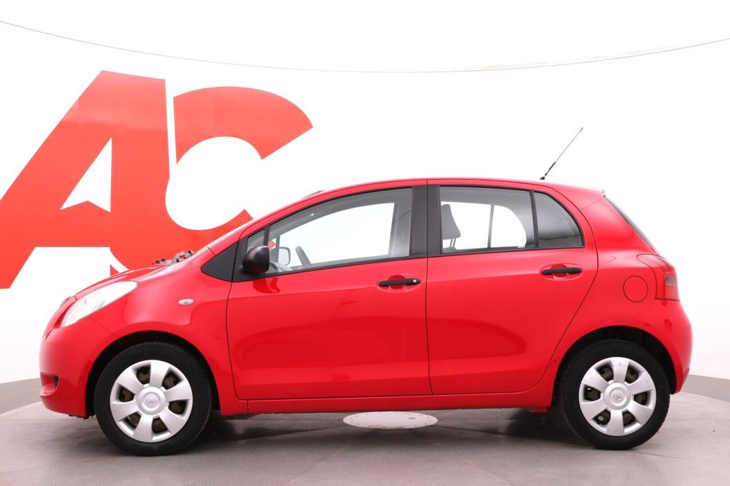 TOYOTA Yaris 2008