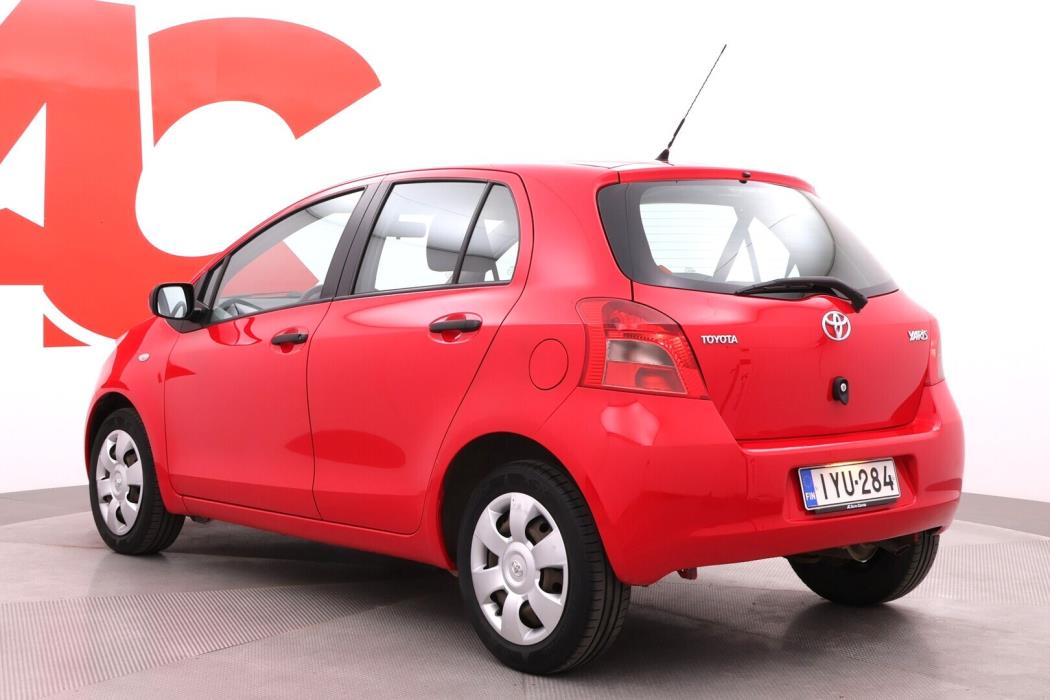 TOYOTA Yaris 2008