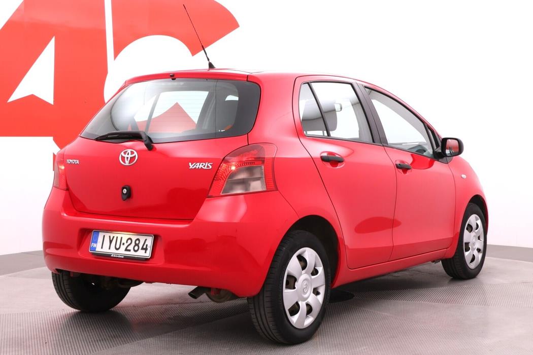 TOYOTA Yaris 2008