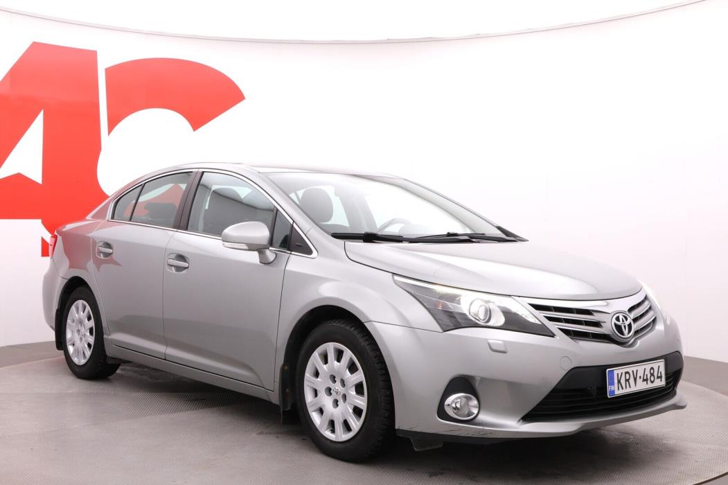 TOYOTA Avensis 2013