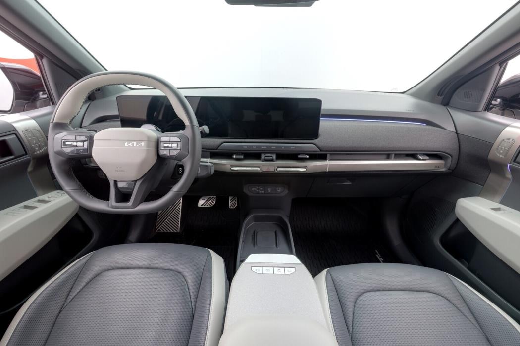 KIA EV3 2025