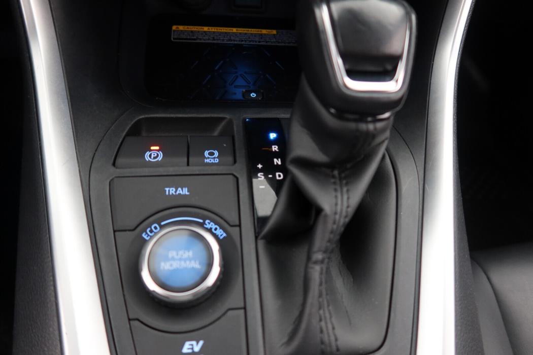 TOYOTA RAV4 2021