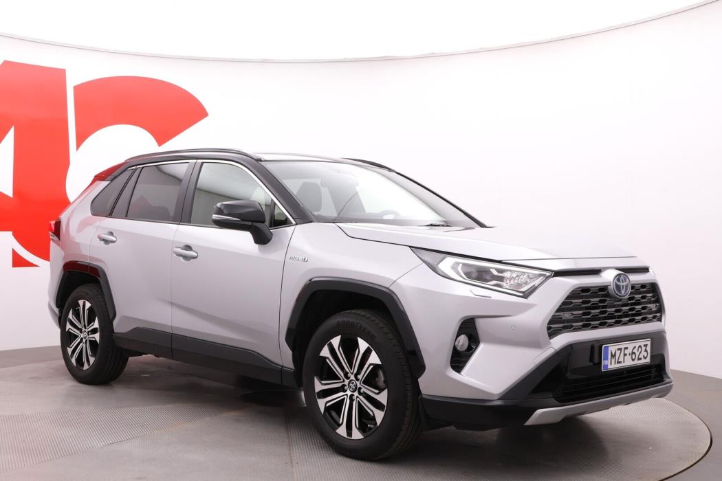 TOYOTA RAV4 2021