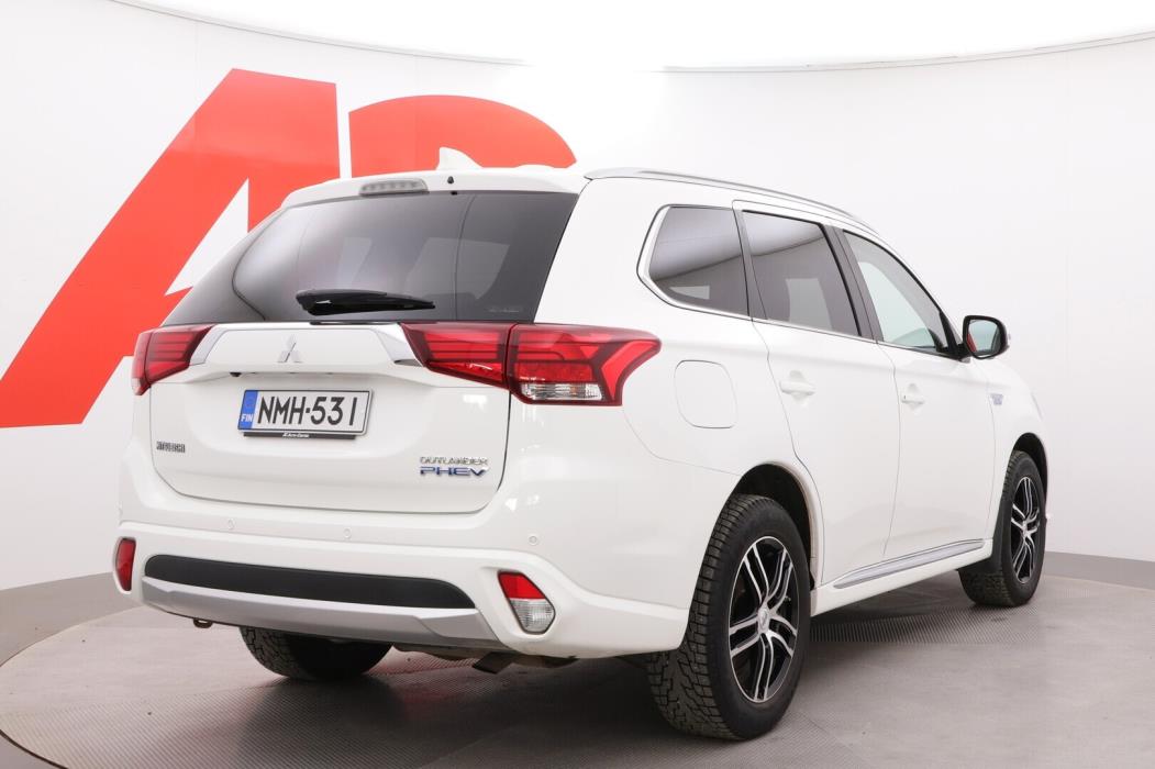 MITSUBISHI Outlander PHEV 2018