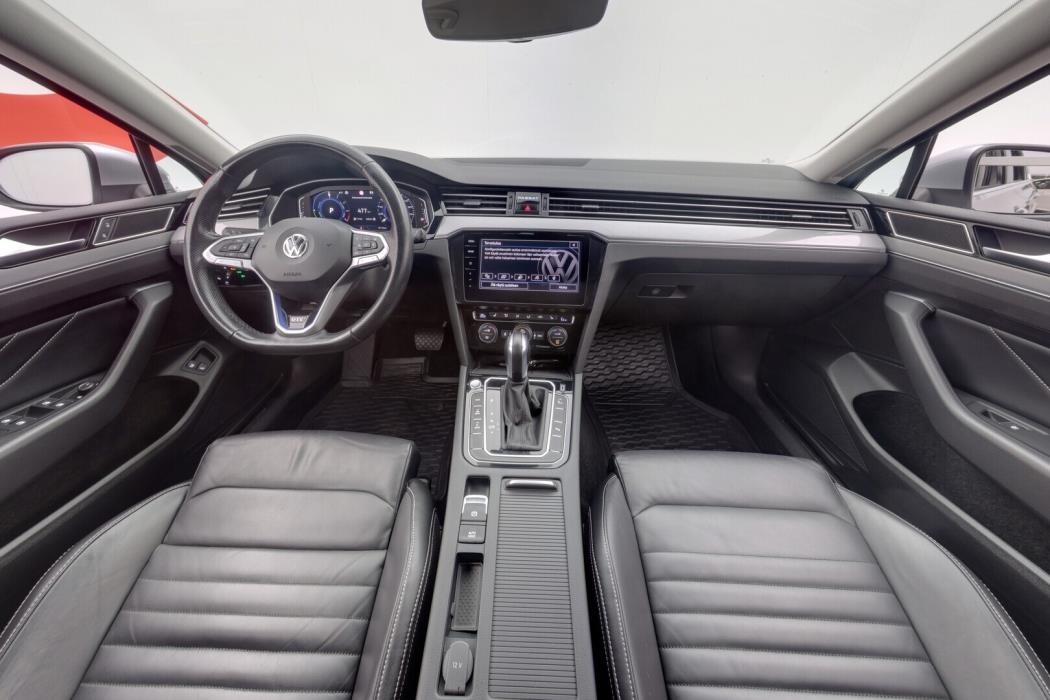 VOLKSWAGEN Passat 2019