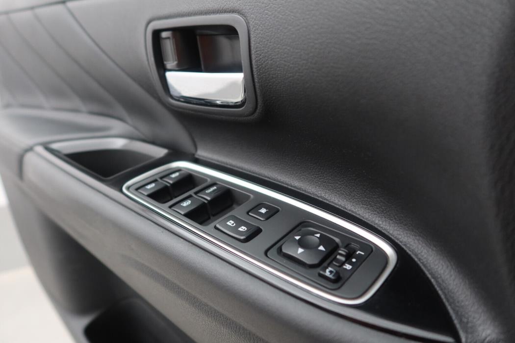 MITSUBISHI Outlander PHEV 2018