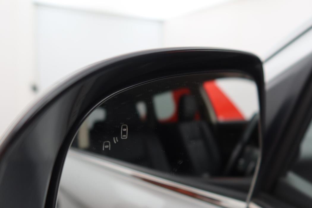 MITSUBISHI Outlander PHEV 2018