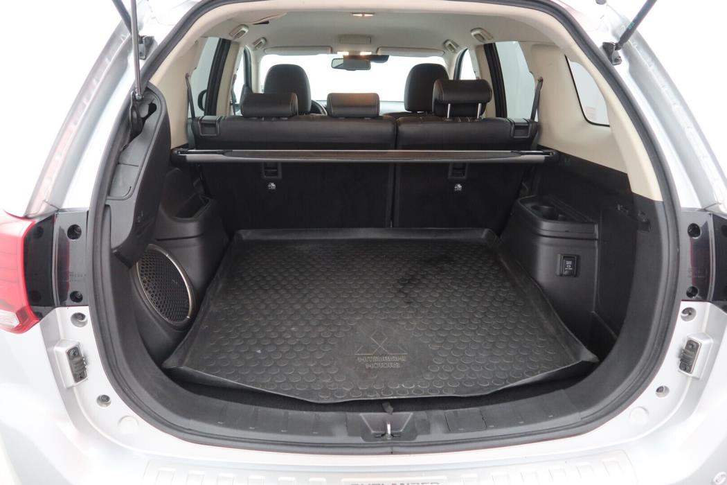 MITSUBISHI Outlander PHEV 2018