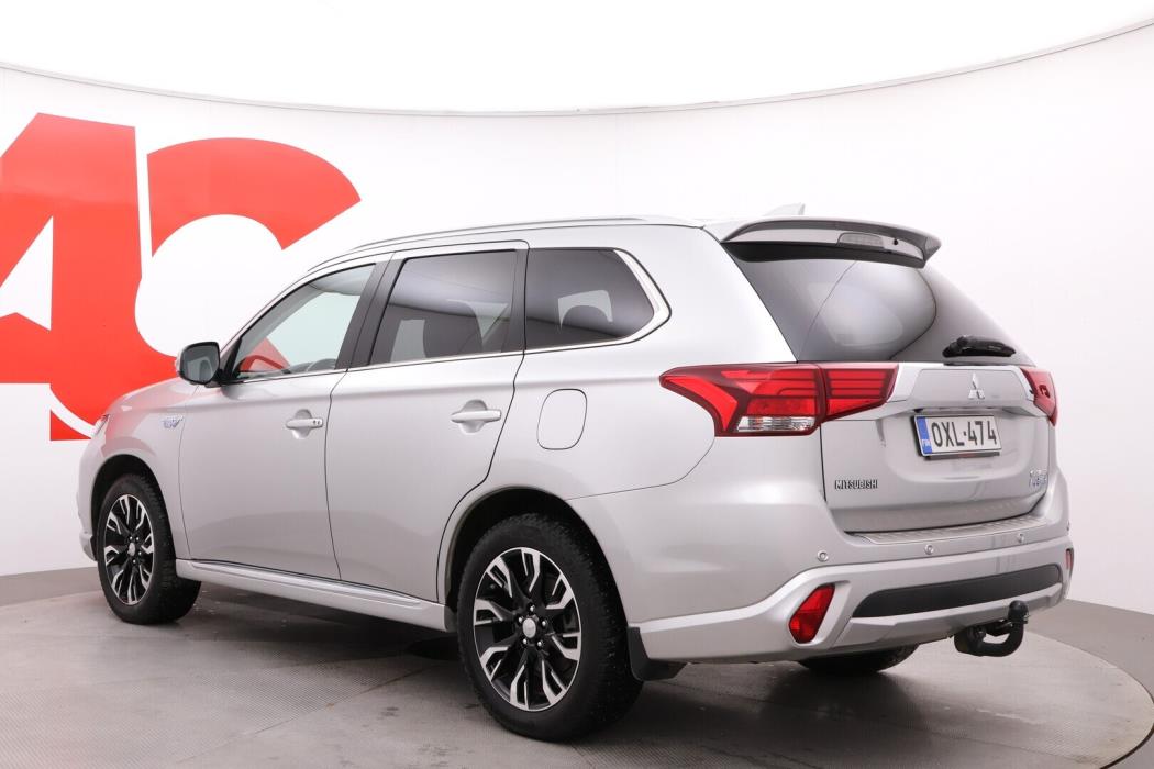 MITSUBISHI Outlander PHEV 2018