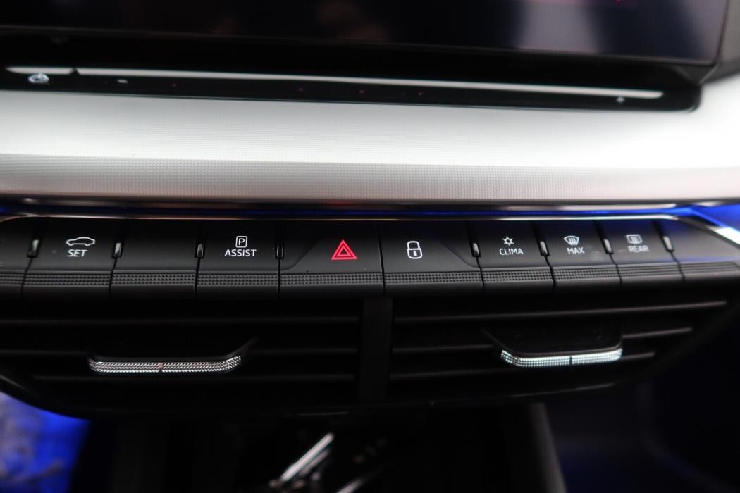 SKODA Octavia 2023