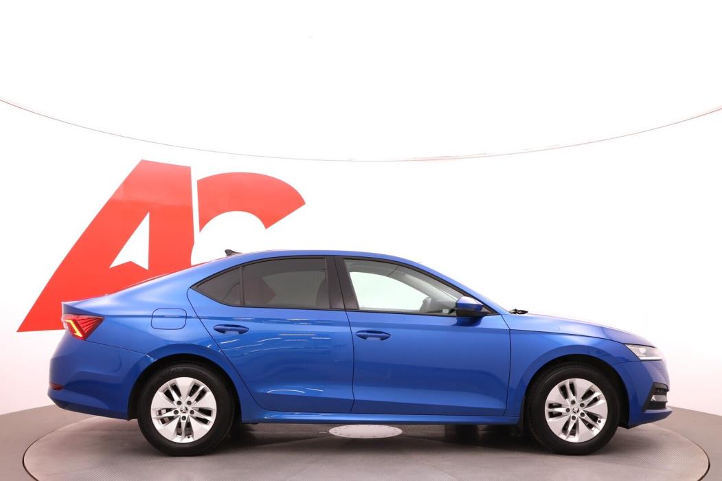 SKODA Octavia 2023