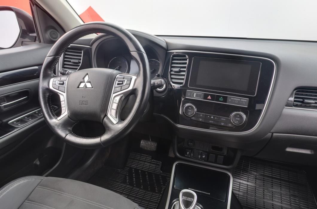 MITSUBISHI Outlander PHEV 2019