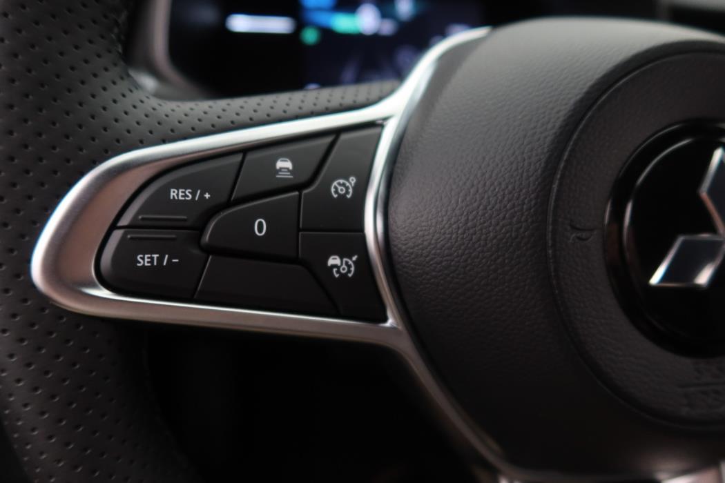 MITSUBISHI Colt 2024