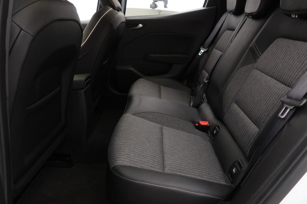 MITSUBISHI Colt 2024