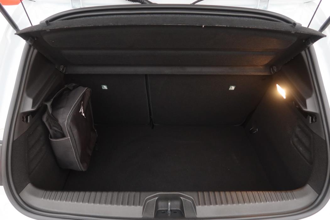 MITSUBISHI Colt 2024