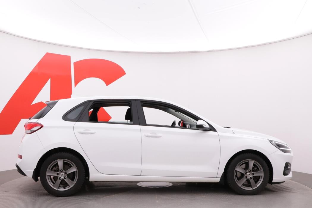 HYUNDAI i30 Hatchback 2022