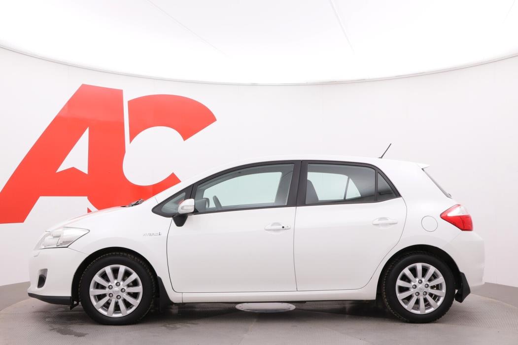 TOYOTA Auris 2010