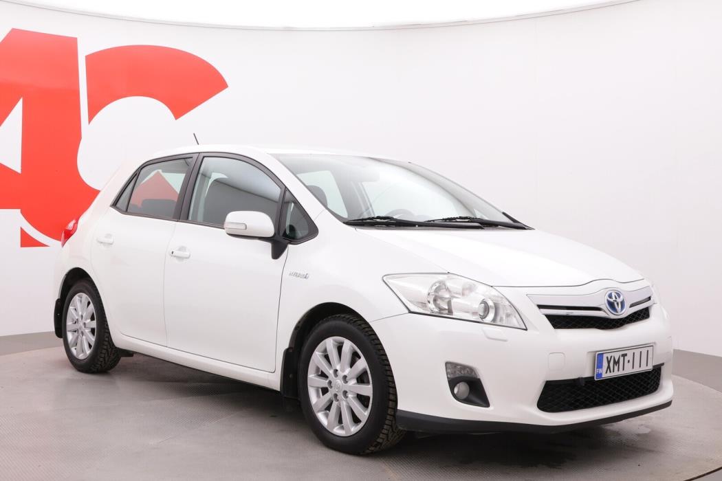 TOYOTA Auris 2010