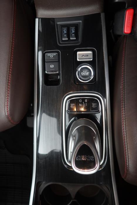 MITSUBISHI Outlander PHEV 2018
