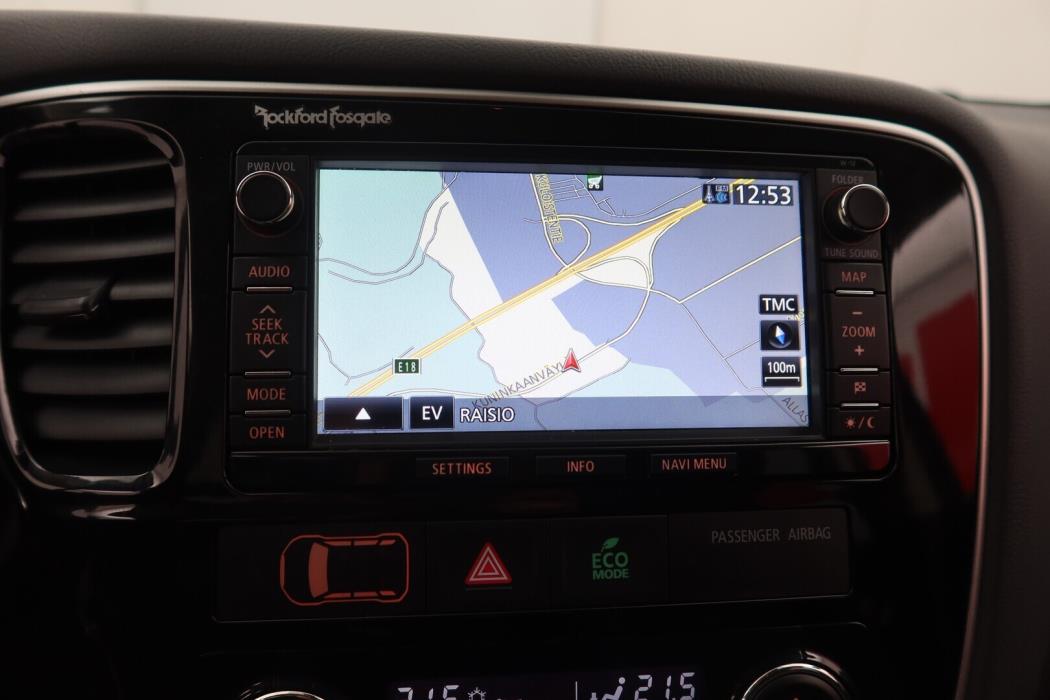 MITSUBISHI Outlander PHEV 2014