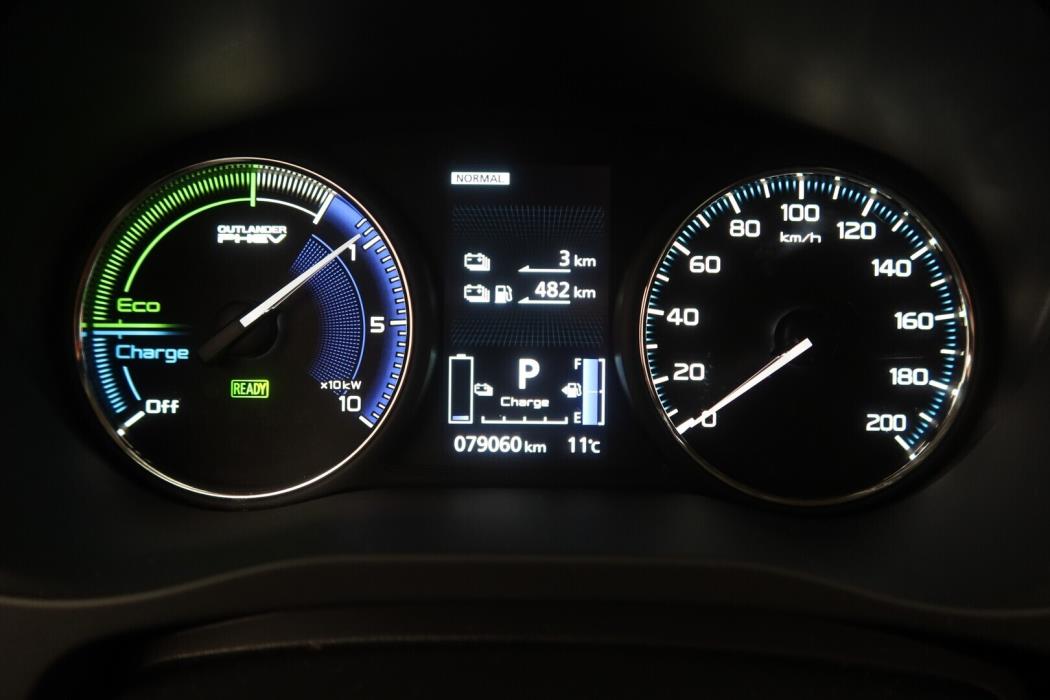 MITSUBISHI Outlander PHEV 2020