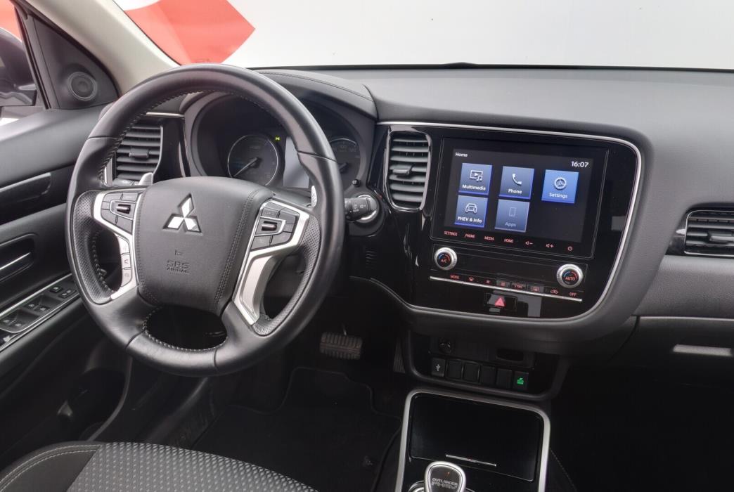 MITSUBISHI Outlander PHEV 2020