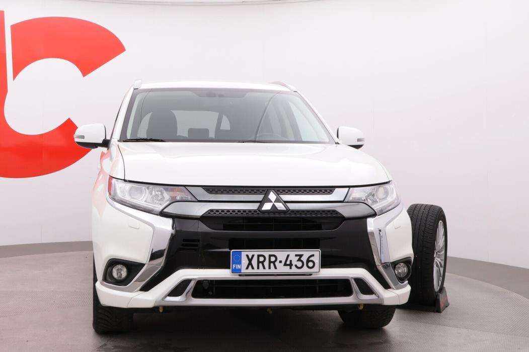 MITSUBISHI Outlander PHEV 2020