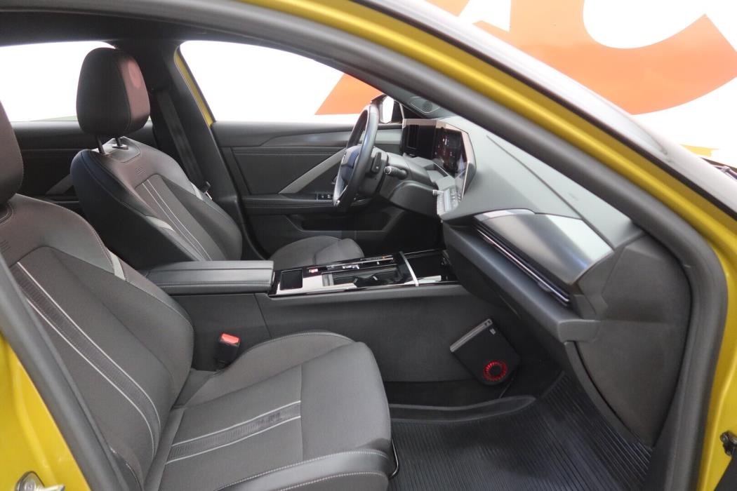 OPEL Astra 2023
