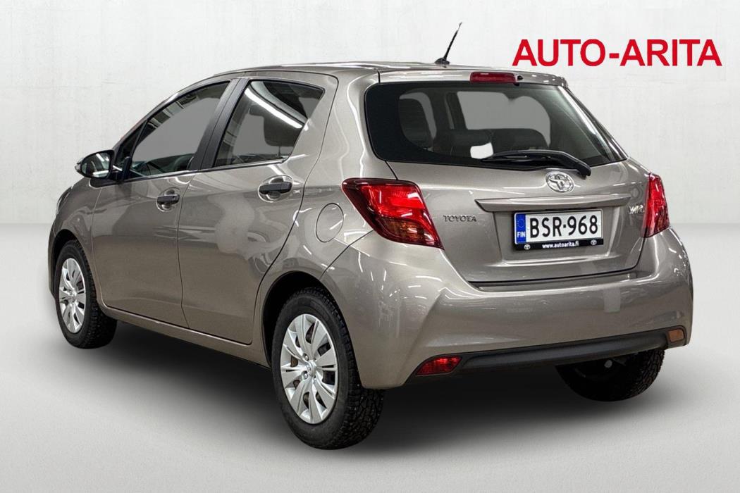 Toyota Yaris 2015
