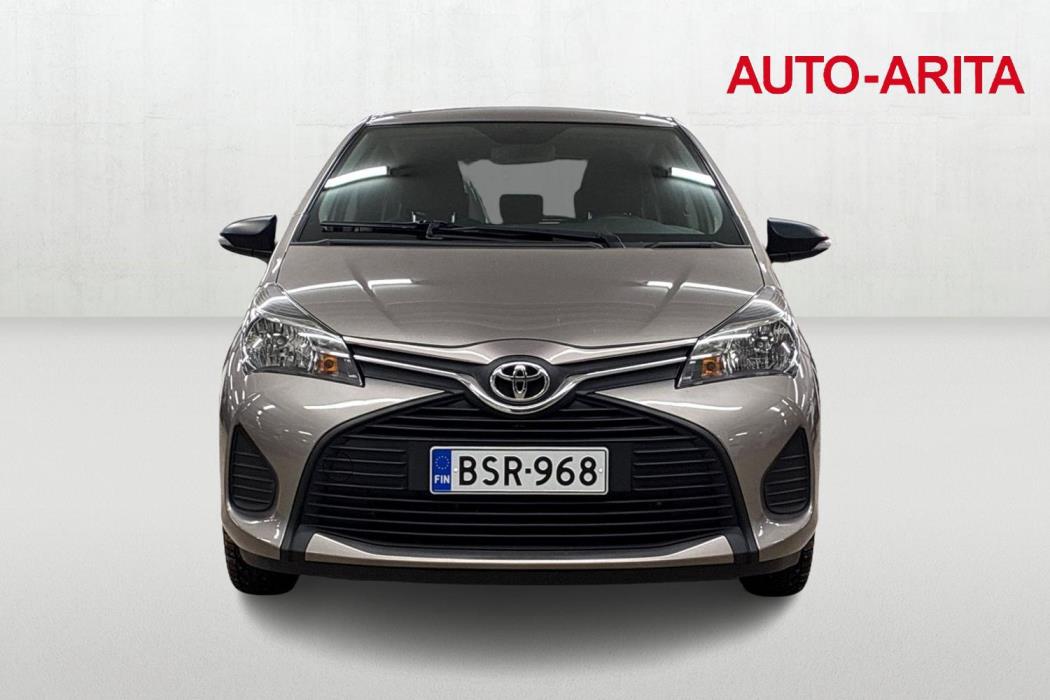 Toyota Yaris 2015