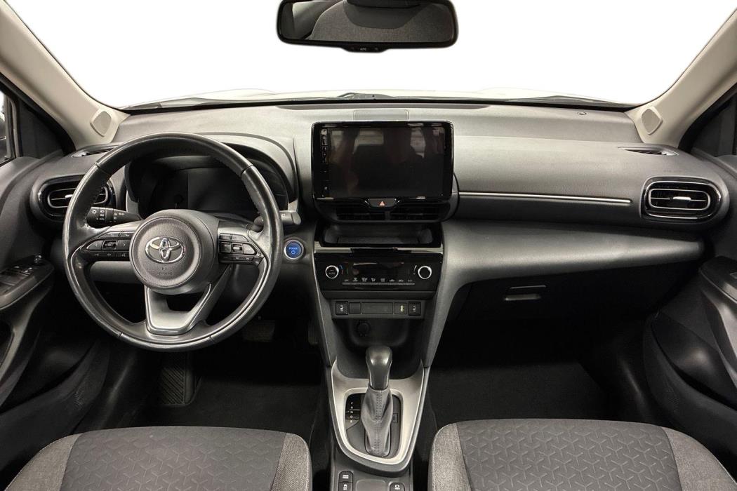 TOYOTA Yaris Cross 2024