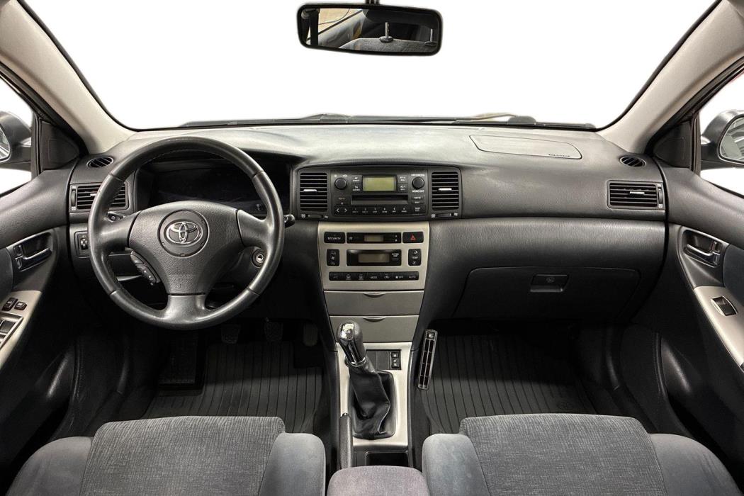 Toyota Corolla 2004