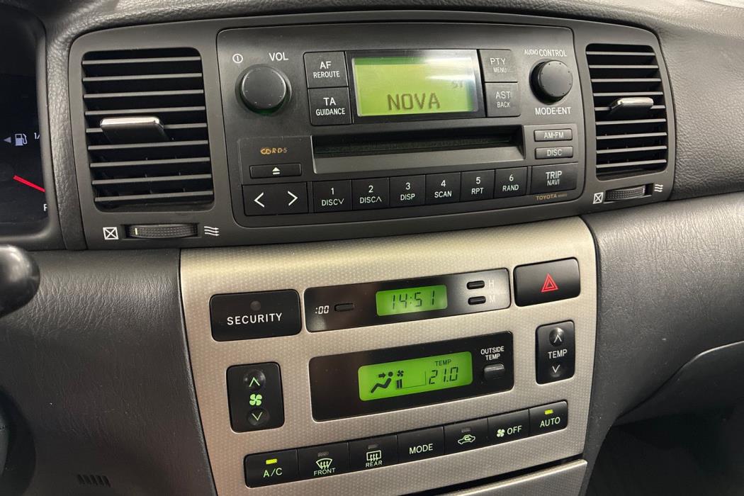 Toyota Corolla 2004