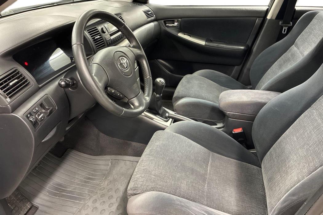 Toyota Corolla 2004
