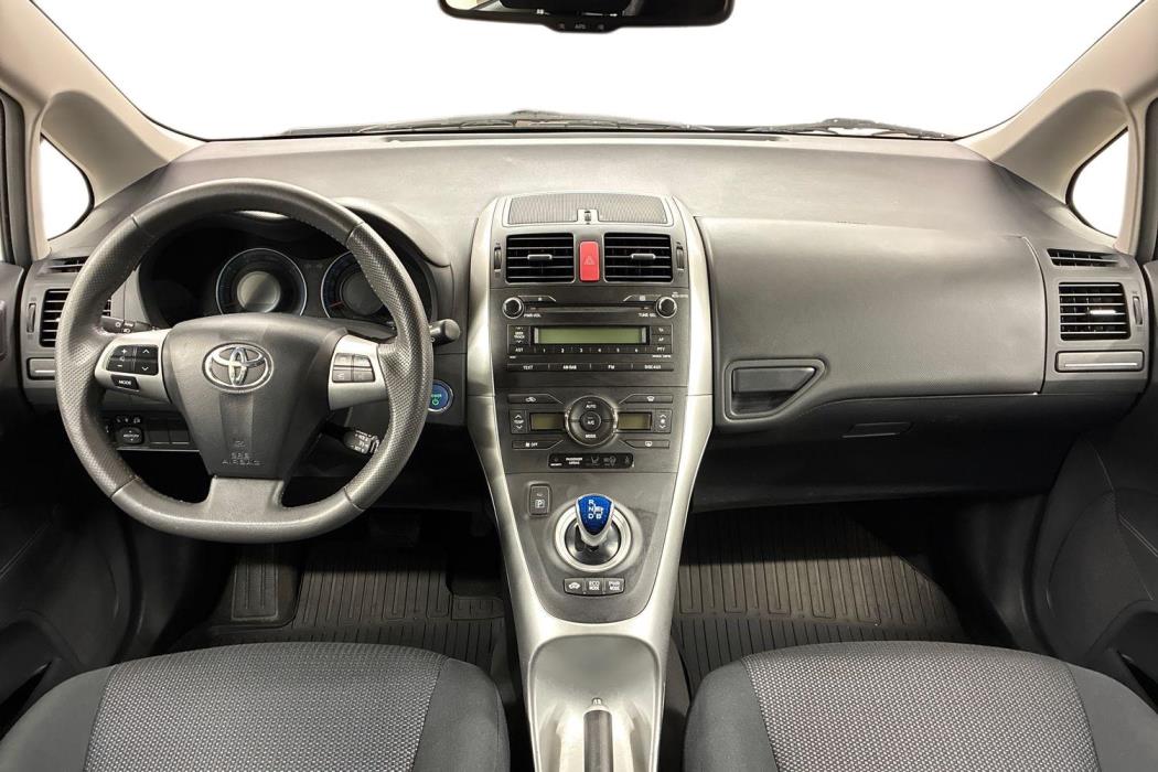 Toyota Auris 2012