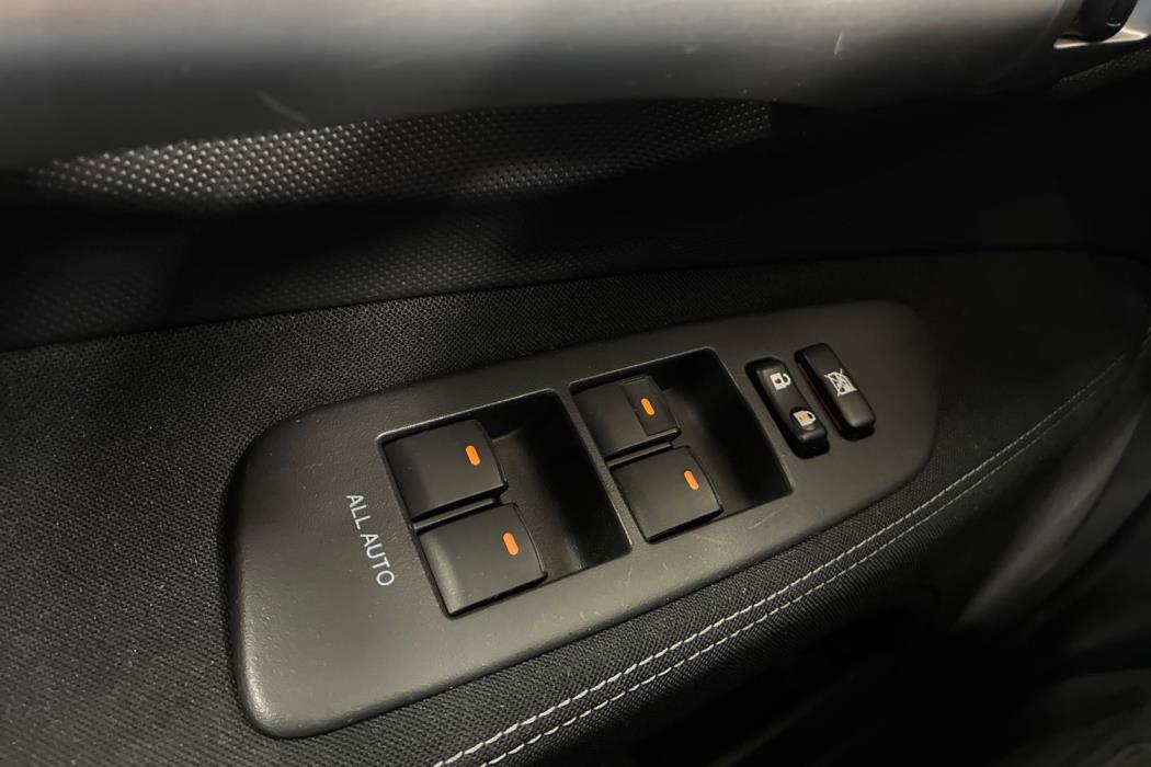 Toyota Auris 2012