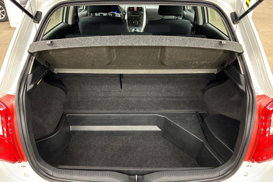 Toyota Auris 2012