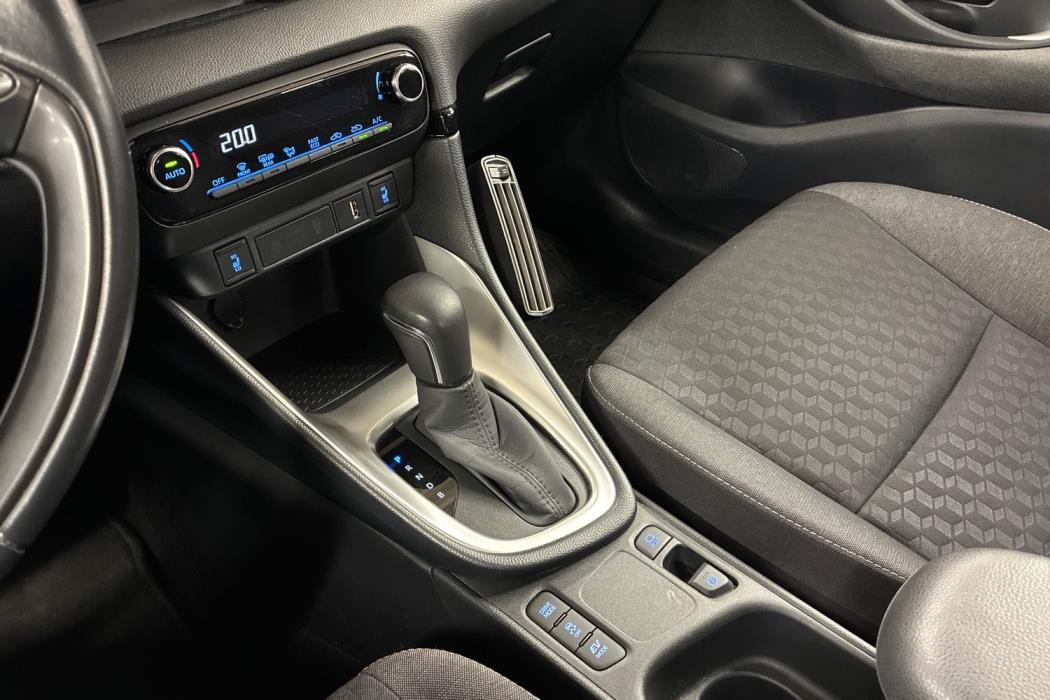 Toyota Yaris 2021
