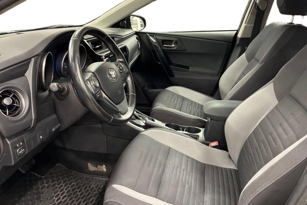 Toyota Auris 2017