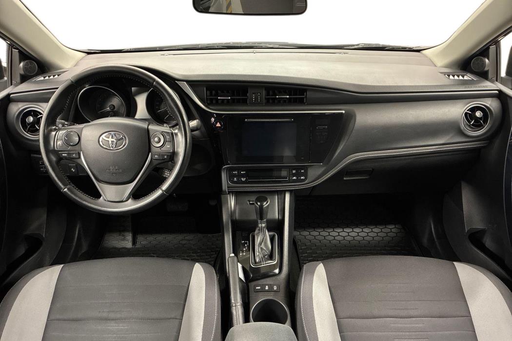 Toyota Auris 2017