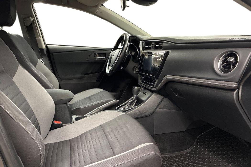 Toyota Auris 2017