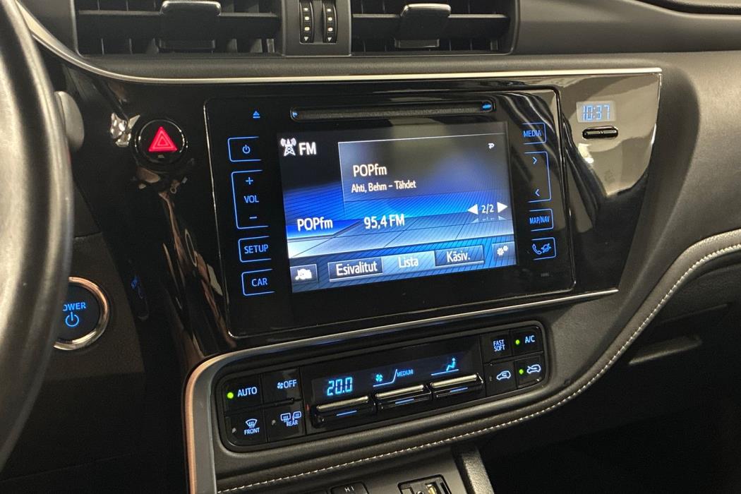 Toyota Auris 2016