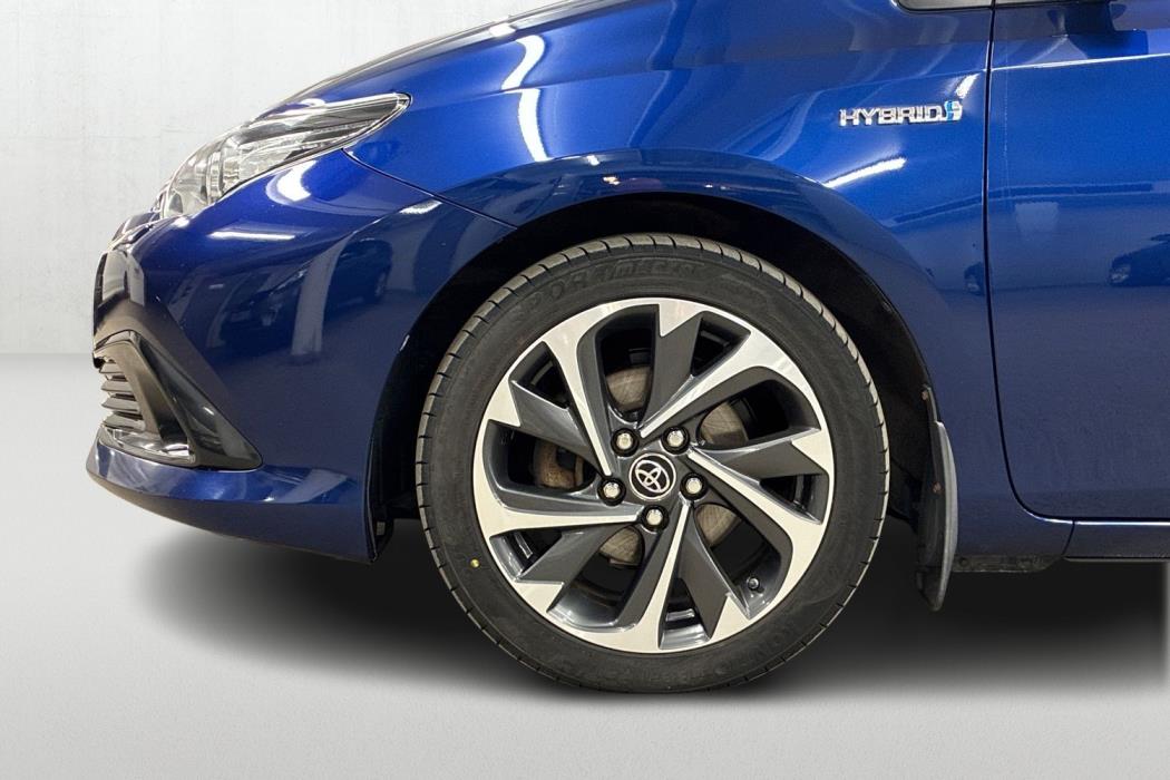 Toyota Auris 2016