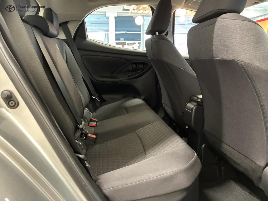 Toyota Yaris 2023