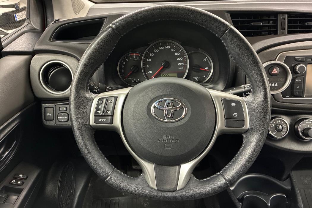 Toyota Yaris 2013