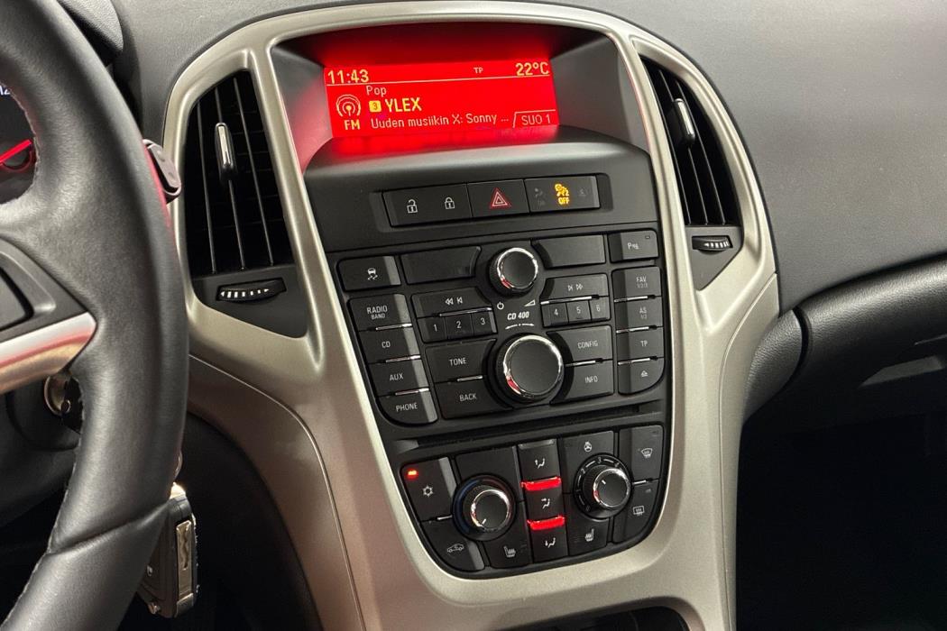Opel Astra 2012